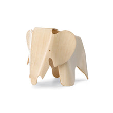 Wooden elephent
